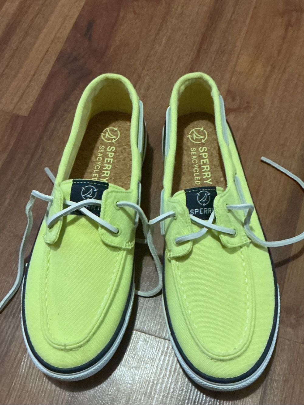 Sperry Neon Yellow Canvas Boat Shoes 8.5 new women